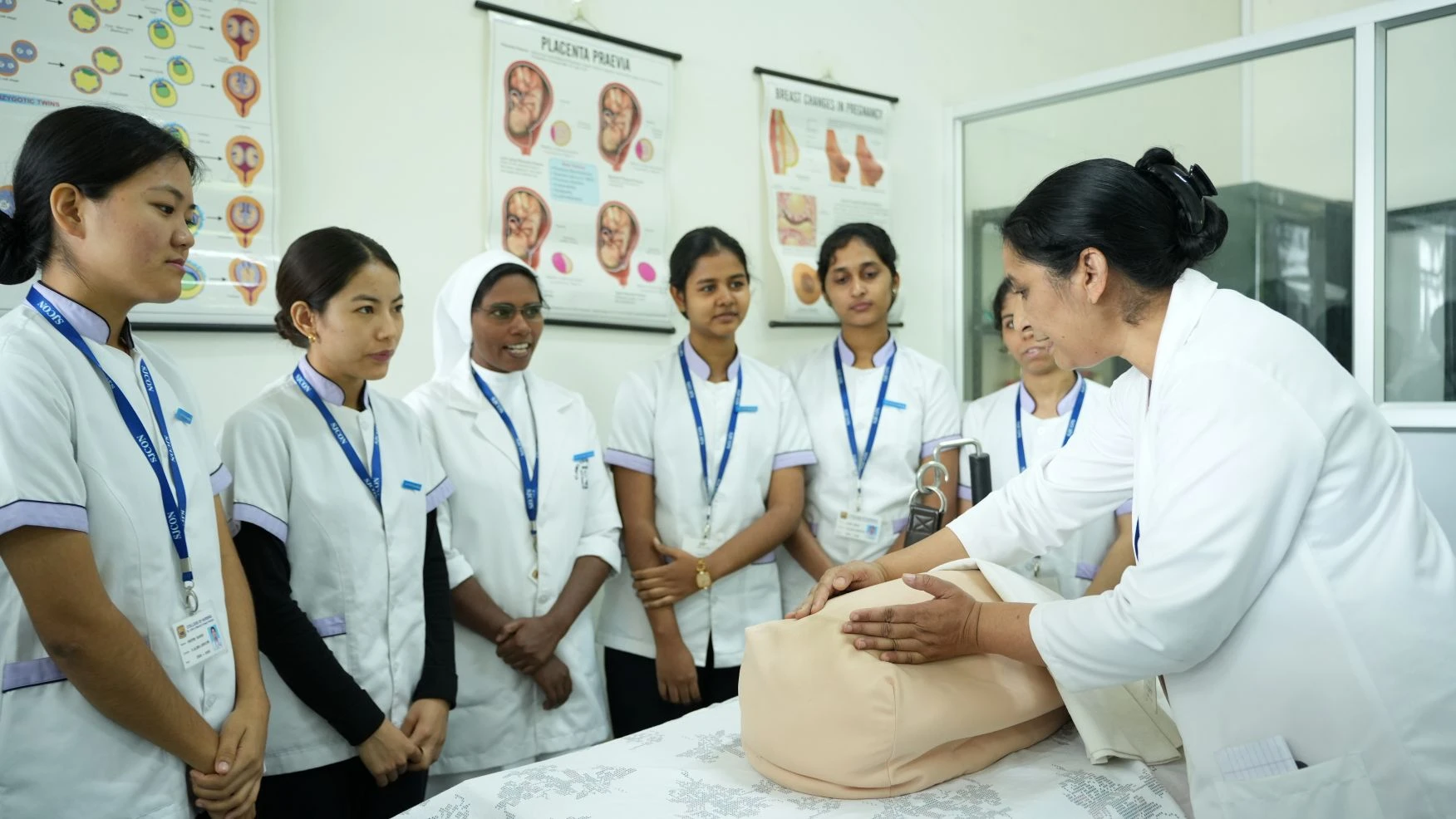 OBSTETRICS AND GYNECOLOGY NURSING SKILL LAB